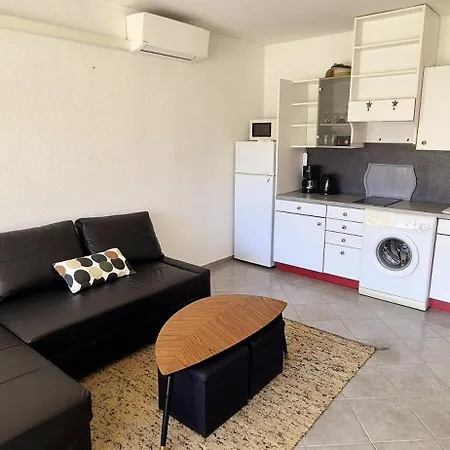 Apartment F1 Cosy 45m2, 2 Mn Mer, Du Port, Coeur La Grande-Motte