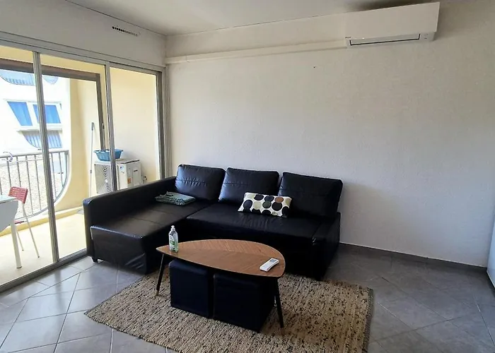 Διαμέρισμα F1 Cosy 45m2, 2 Mn Mer, Du Port, Coeur *