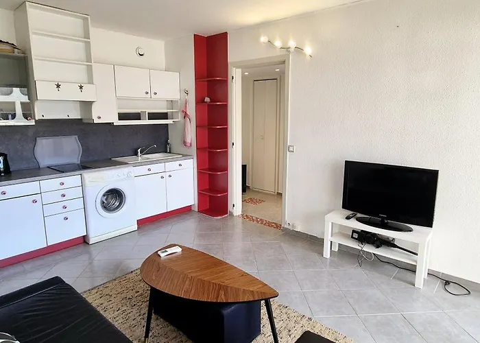 F1 Cosy 45m2, 2 Mn Mer, Du Port, Coeur *